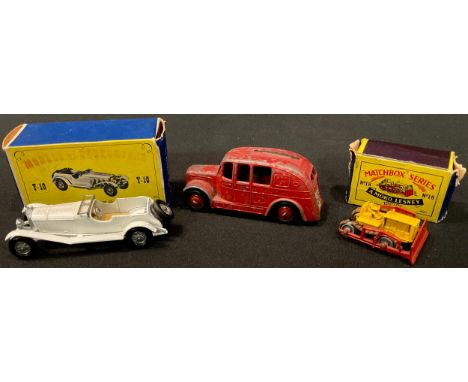 A Dinky fire engine; a Models of Yesteryear Y10 1928 Mercedes 36/220, boxed; a Matchbox no.18 Bulldozer, boxed (3) 