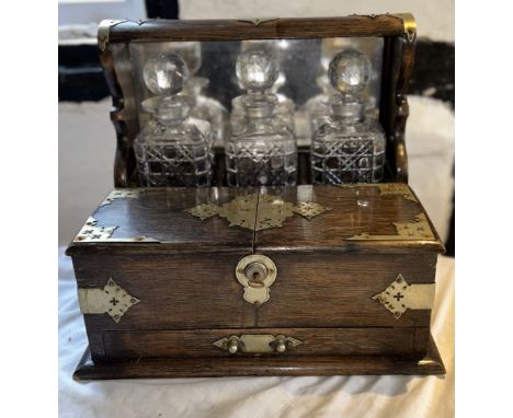An early 20th cent games Tantalus complete with key, awarded to a member of the magic circle&nbsp;