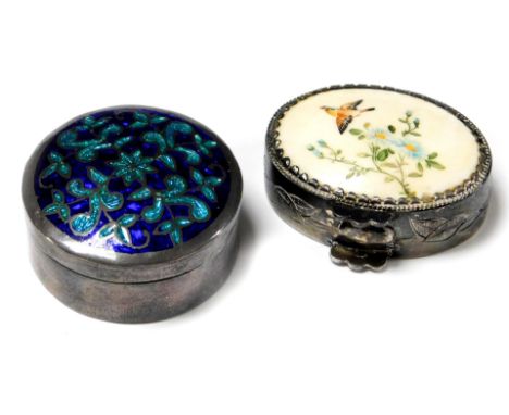 Two trinket boxes, to include one with blue and turquoise enamel floral decoration, white metal, unmarked, 3cm Dia. and anoth