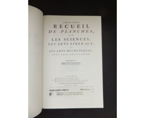 Five Volumes "Encyclopédie ou Dictionnaire Raisonné des Sciences, des Arts et des Métiers de Diderot et D'Alembert", compact 