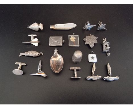 A silver thimble, by Charles Horner, Chester 1908; together with various silver and other items.