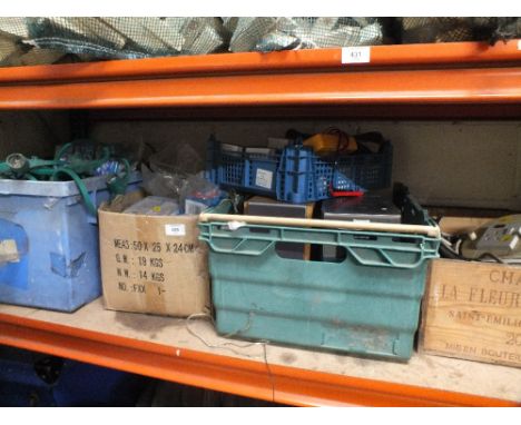A SELECTION OF DIFFERENT COLOURED BULBS, LIGHTING EQUIPMENT AND ELECTRICALS TO INC A PANASONIC CD STEREO SYSTEM