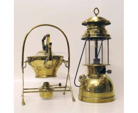 Victorian spirit kettle on stand and brass hurricaine lamp Condition report: see terms and conditions