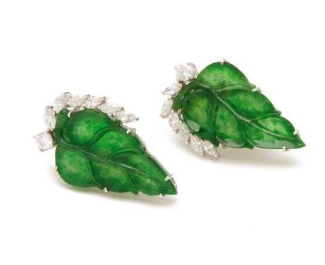 A PAIR OF CARVED EGGSHELL JADE AND DIAMOND EARRINGS
From the collection of a prominent Singapore businesswoman
A pair of carv