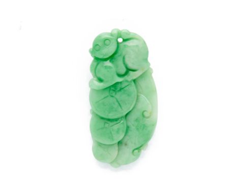 A MONKEY CARVED JADE PENDANT
The jade carved in a shape of a monkey 3.9cm long 8g