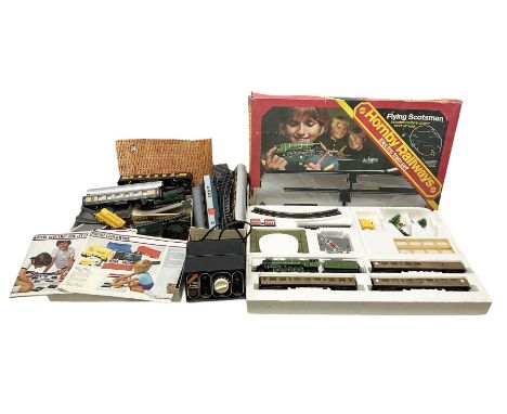 'OO' gauge - Hornby Flying Scotsman boxed set and other various model railway accessories and track