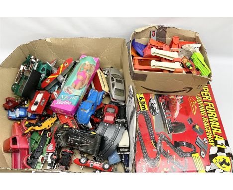 Quantity of die-cast model cars to include Matchbox and Lesley, Franklin Mint Rolls Royce etc, boxed Ferrari Super Formula 1 