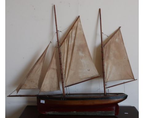 Early to mid 20th C scale model pond yacht of a twin masted fishing yawl with LT6 (Lowestoft) registration mark, with weighte