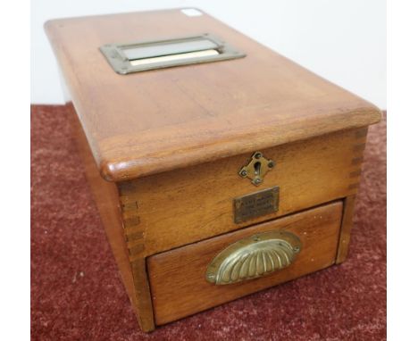 Vintage mahogany cased till with internal label for instructions for working and slide out drawer (24cm x 45cm x 18cm) 
