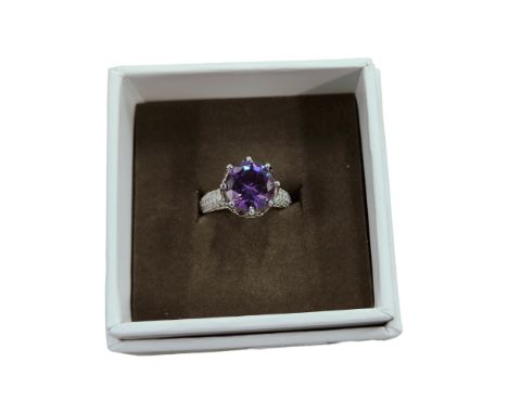 SILVER AMETHYST AND CRYSTAL RING 
