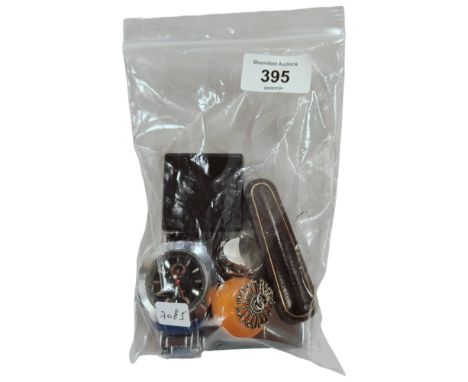 BAG LOT TO INCLUDE ZIPPO LIGHTER 