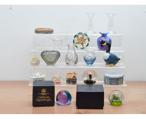An assorted collection of ceramics and glass, including two boxed glass Caithness paperweights, a ceramic duck, and others (q
