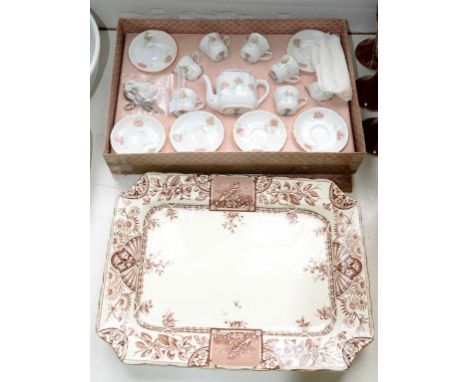 AN ATLAS CHINA TOY TEA SERVICE, DECORATED WITH ROSES, TEAPOT AND COVER 10CM H, PRINTED MARK, BOXED, EARLY 20TH C AND A LATE V