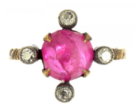 A RUBY CABOCHON AND DIAMOND CRUCIFORM CLUSTER RING, CHASED GOLD HOOP, 2.6G