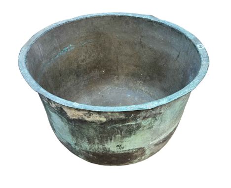 Large copper planter, 43cm.