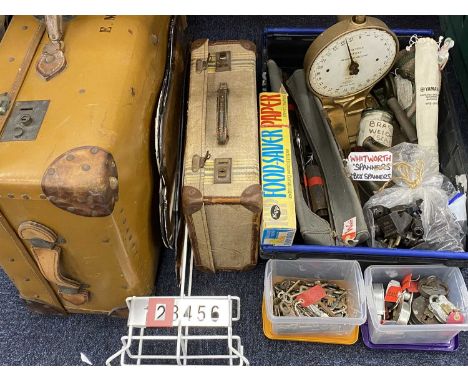 ASSORTED COLLECTABLES, including Salters infant weighing machine, antique brass faced spirit level, W.R. Duncan 1872, two sui