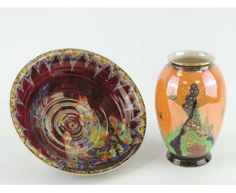 CROWN DEVON FIELDINGS LUSTROUS BOWL, pattern no. 2407, 25cm (d); also a CROWN DEVON FIELDINGS LUSTROUS VASE, pattern no. 747,