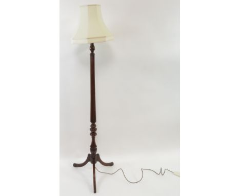 STANDARD LAMP 
