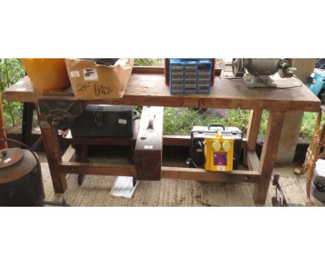 WOODEN WORK BENCH WITH VICE