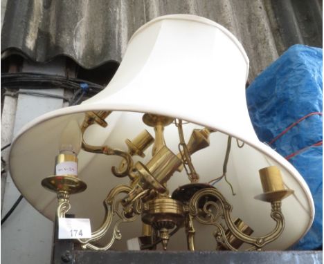 2 BRASS HANGING LIGHTS/CHANDELIERS &amp; A LAMP SHADE