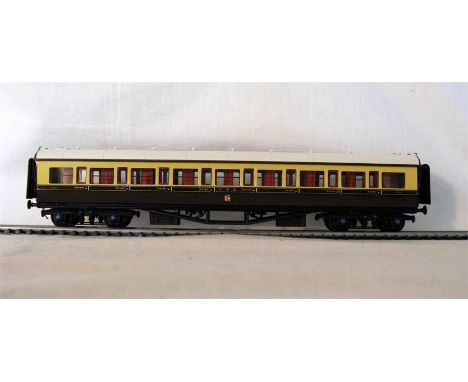 LAWRENCE Scale Models Brass Kit Built GWR Chocolate and Cream 3rd Corridor Coach # 5279 built by Derick Lawrence and painted 