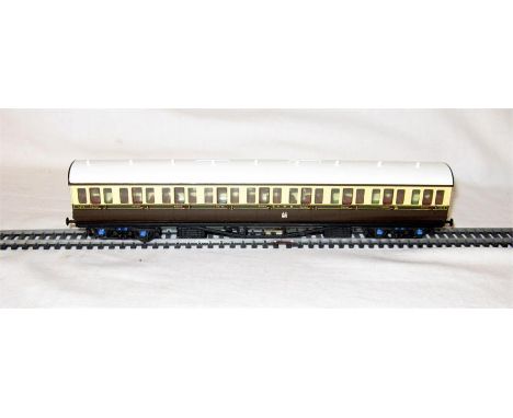 LAWRENCE Scale Models Brass Kit Built GWR Chocolate and Cream Collett Diag C61/63 60' Bow ended Suburban 3rd Coach # 5676 bui