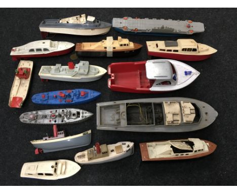 Good quantity of plastic model boats by Triang, Hornby and others, includes 2 x Hornby '1640' RAF Navy clockwork powered mode