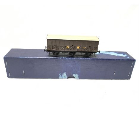 LAWRENCE Scale Models GW Brown 3 axle Van #1489 with a Lawrence Brass plate underneath. Mint in a Collectors Box.