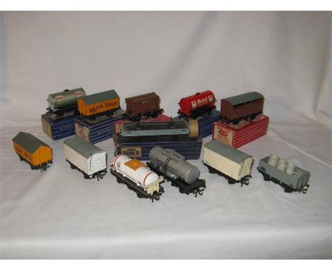 HORNBY DUBLO 12 x Goods Wagons - 2R 4626, 4630, SD6 Saxa, D1 Esso Silver (2 railed) - all Near Mint Boxed - D1 Double Bolster