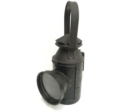 BR railway three aspect hand signal lamp, with blue and red lens, marked 'BR (M)' with reference code 'U 34'. Height 34.5cm. 