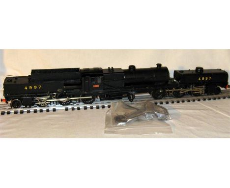 An 0 Gauge 2R Fine Scale Brass Kit or Sratch Built LMS Black Beyer - Garratt 2-6-0 + 0-6-2 # 4997 offered for reconstruction.