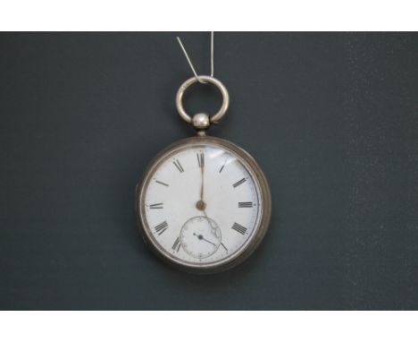 A HALLMARKED SILVER OPEN FACED MANUAL WINED POCKET WATCH, Dia 4.75 cm