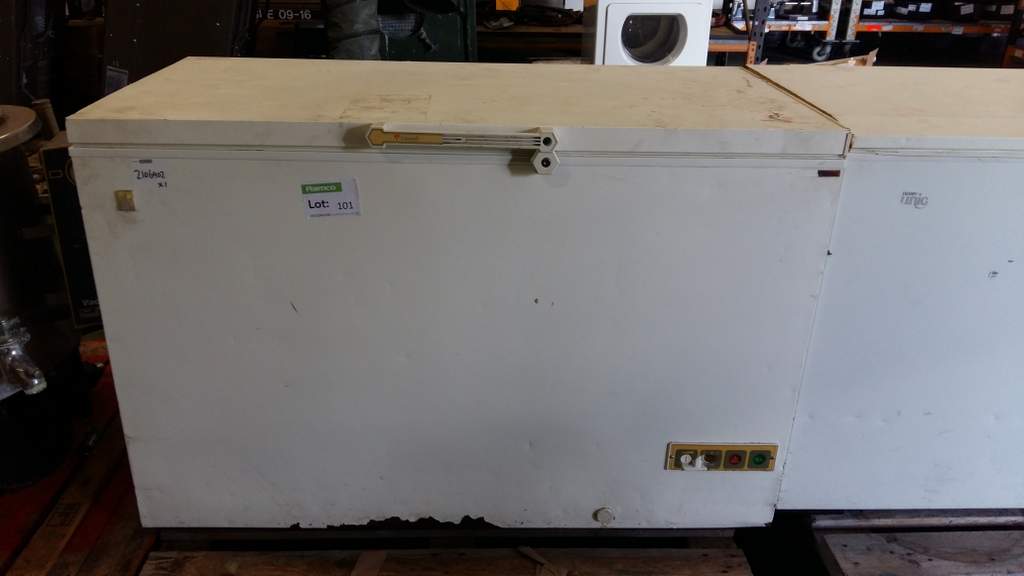 contract english law capacity Lot freezer 230v 393L  chest capacity 101 Caravell