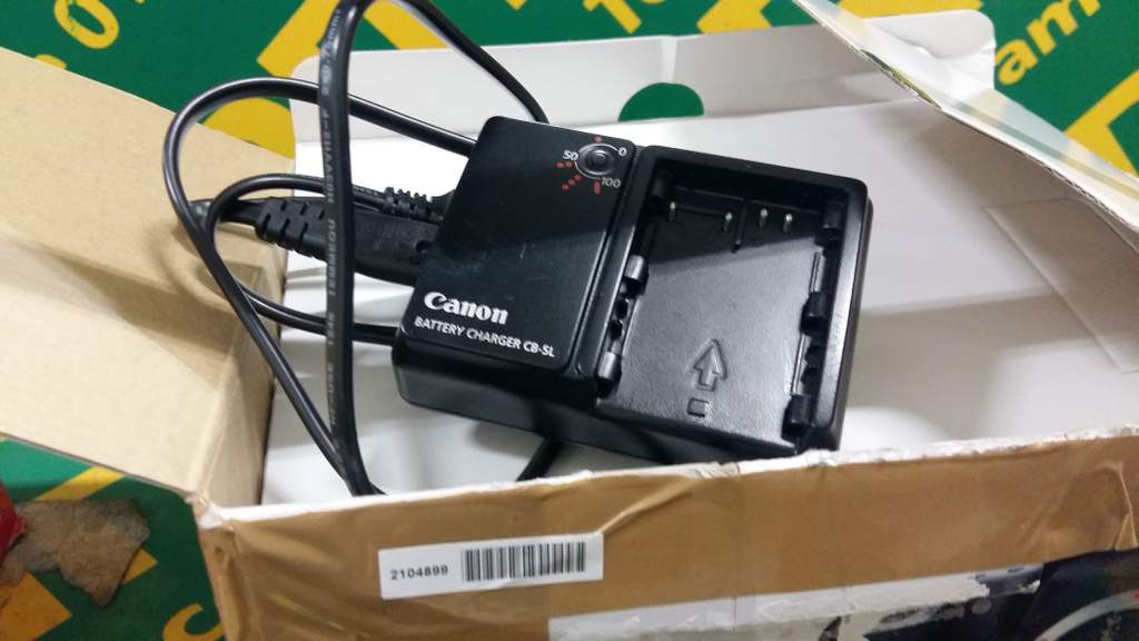 contract law breach english camera EOS Lot charger  and 30D 366 Canon body