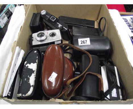 11 assorted vintage cameras including Kodak Brownie Reflex 20, Kodak Coloursnap 35 &amp; Kodak Six 20A etc.