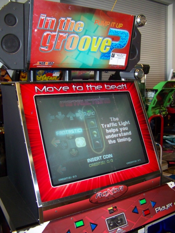 IN THE GROOVE 2 DANCE ARCADE GAME 2 PLAYER Item is in used condition