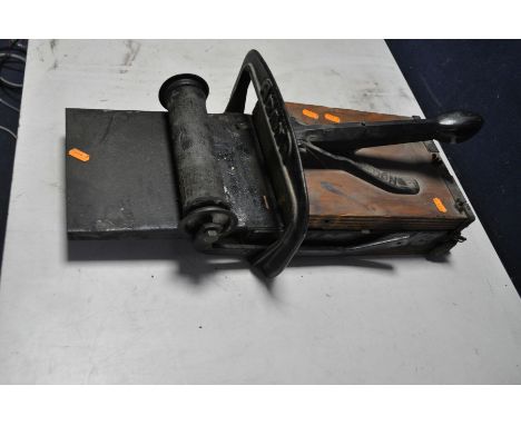 AN ADANA MODEL OFB VINTAGE PRINTING PRESS with a cast iron frame, printing paper size 29cm x 20cm total depth 57cm  (ink roll