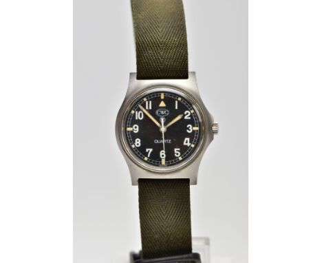 CWC QUARTZ MILITARY ISSUE STAINLESS STEEL GENTLEMANS WRIST WATCH, CWC Quartz Military issue stainless steel gentleman's wrist