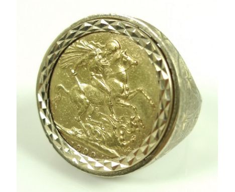 A Victorian gold sovereign, 1899, in 9ct gold ring mount, 14.2g total weight.