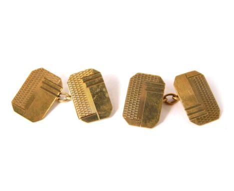 A pair of 9ct gold cufflinks, each of engine turned and cross hatched decoration, with chain link, 3.6g all in, in FB Knowles