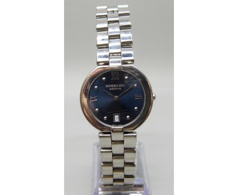 A stainless steel Raymond Weil bracelet watch, blue dial with date aperture to six, quartz movement, stainless steel bracelet