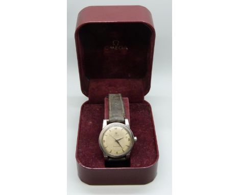 A stainless steel Omega Seamaster wristwatch, bumper automatic movement, boxed, 34mm