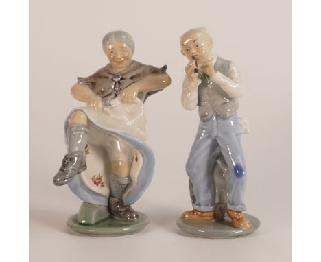 Wade, rare early Irish Wade models of Phil the Fluter and Widda Cafferty (2)