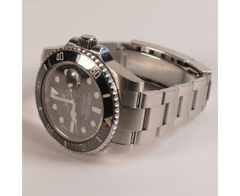 ROLEX Oyster Perpetual date SUBMARINER gents stainless steel wristwatch, winds, ticks, sets &amp; runs, 41mm wide excl. butto