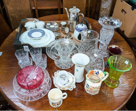 A selection of Royal Worcester "Evesham" dinnerware inc. tureens, serving bowls etc. (approx. 22 pcs), 10 items of Susie Coop