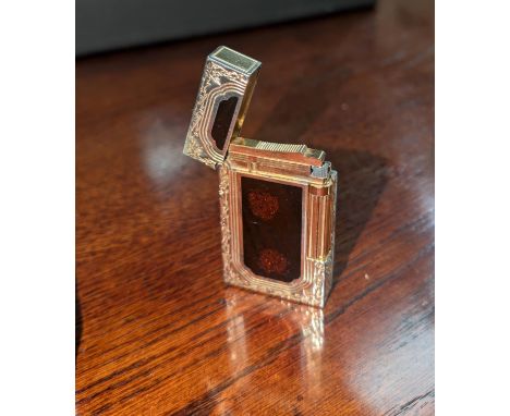 S. J. Dupont, French lighter with brass detail.