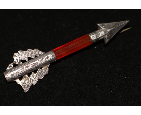 A Scottish silver and chalcedony arrow brooch, 2.75in.