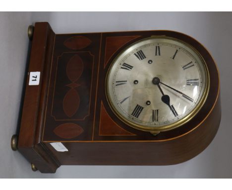An Edwardian chiming mantel clock