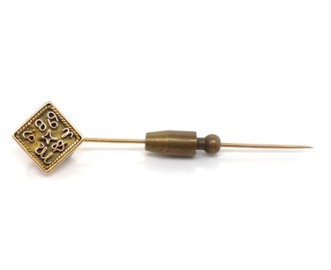 18ct yellow gold stick pin marked 18c. Approx total weight 1.7 grams, excluding the fastener