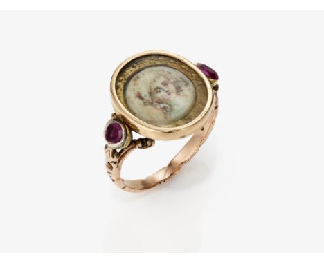 Ring mit MiniaturEngland, um 1780Gelbgold 10 Karat und Silber, getestet. 2 kleine Rubine. Malerei etwas verblasst. Ringgröße: